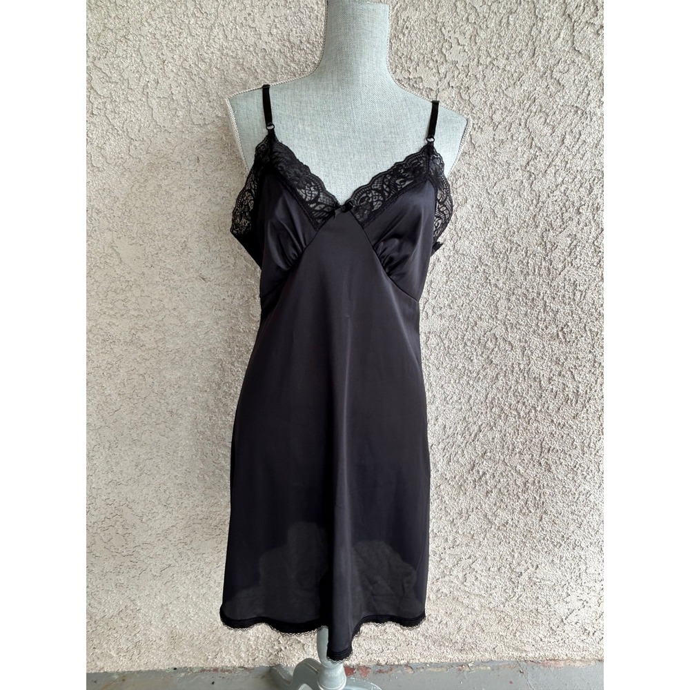 Adonna Full Slip Women 38 Black Excellent Lace Trim Nylon Lingerie Medium